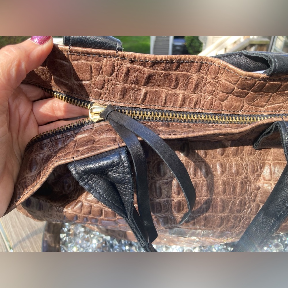 Clare V. Brown Crocodile Embossed Tote Hobo Shoulder Bag Womans Removable Strap - Picture 13 of 16